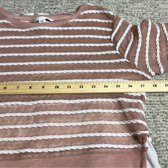 2 for $20 ONLY Sweater with Rope details Small - Picture 6 of 9